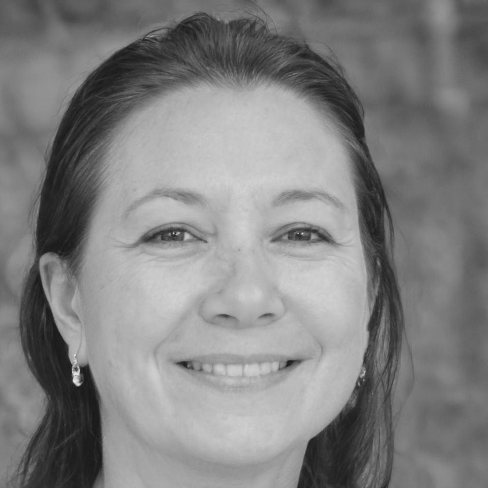 Retrato profesional de Esperanza Villareal